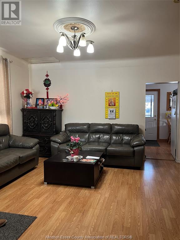 Listing 23001837 - Large Photo # 2