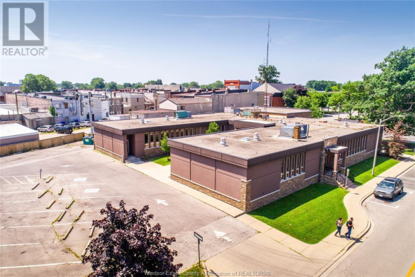38 ERIE STREET North, Leamington