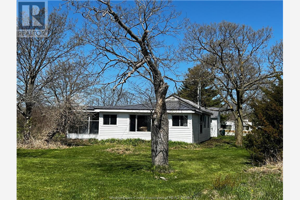 585 South Shore ROAD, Pelee Island