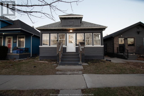 1238 ALBERT ROAD, Windsor