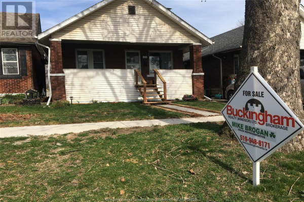 1204 WIGLE, Windsor