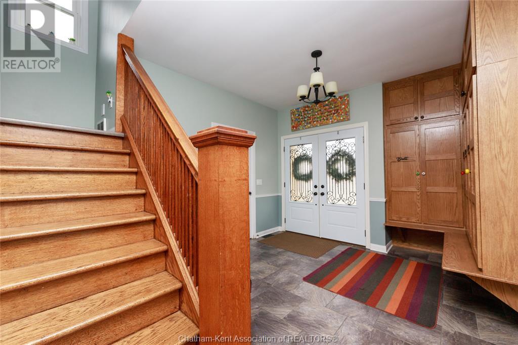 Listing 23003128 - Large Photo # 2