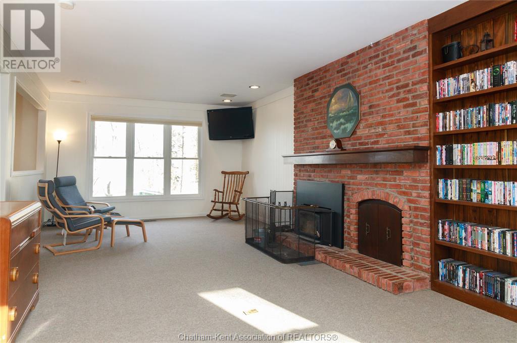Listing 23003128 - Large Photo # 4