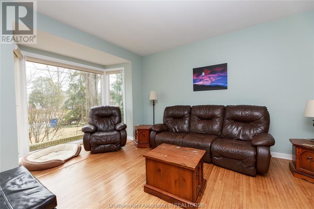 Listing 23003128 - Large Photo # 11