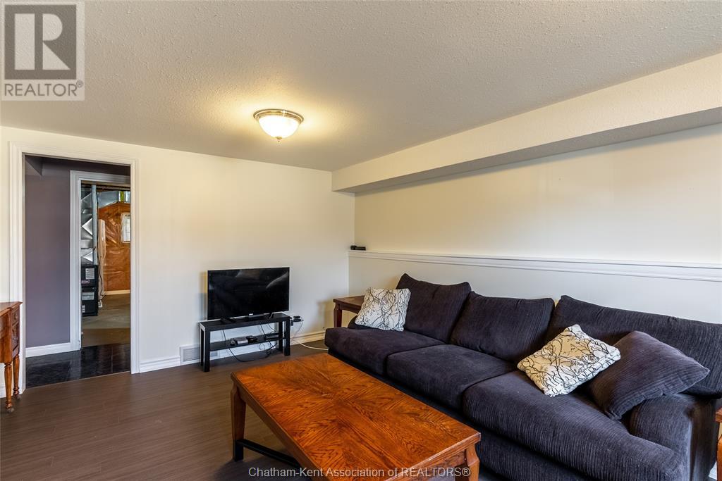 Listing 23003138 - Large Photo # 33