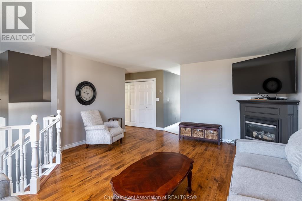 Listing 23003138 - Large Photo # 15