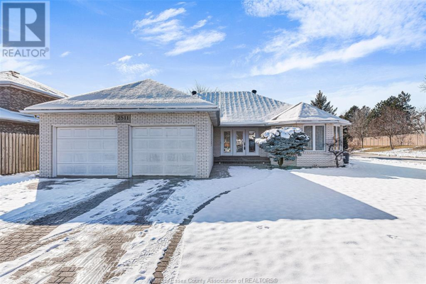 2511 CALIFORNIA, Windsor