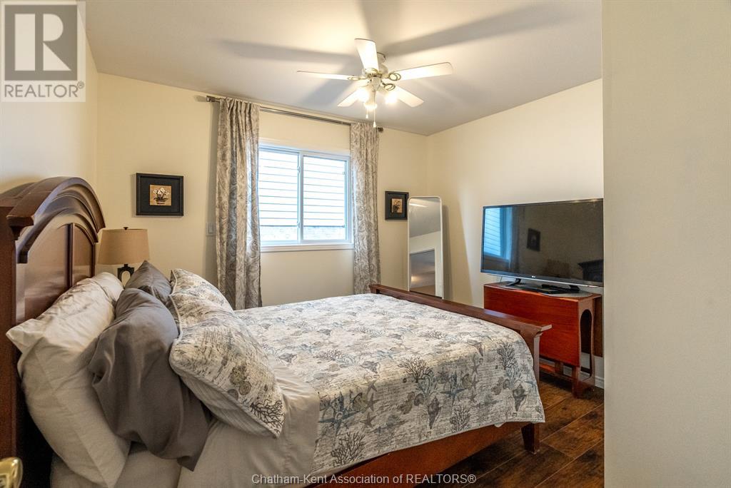 Listing 23003198 - Large Photo # 15