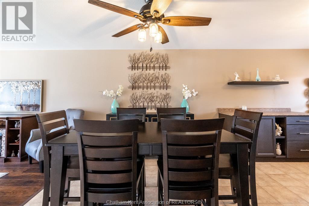 Listing 23003198 - Large Photo # 4