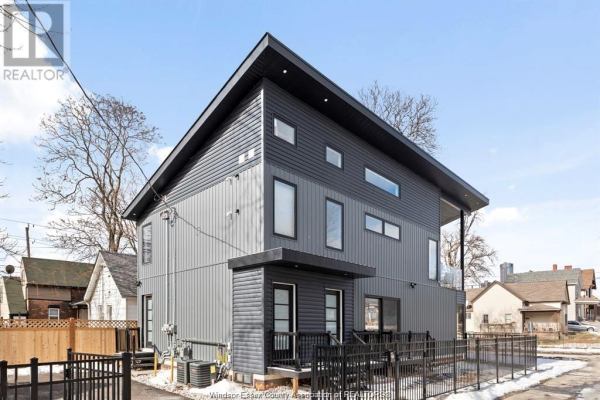 687 ASSUMPTION STREET, Windsor