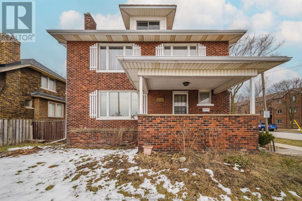 2483 RIVERSIDE, Windsor