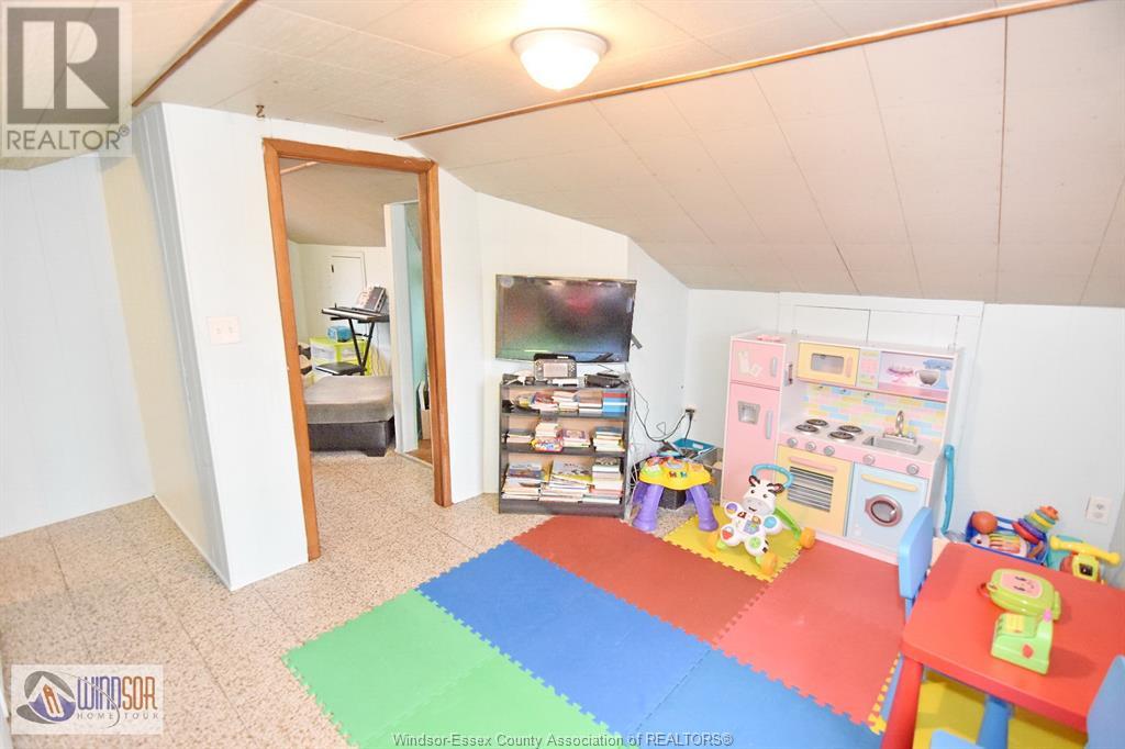 Listing 23003844 - Large Photo # 23