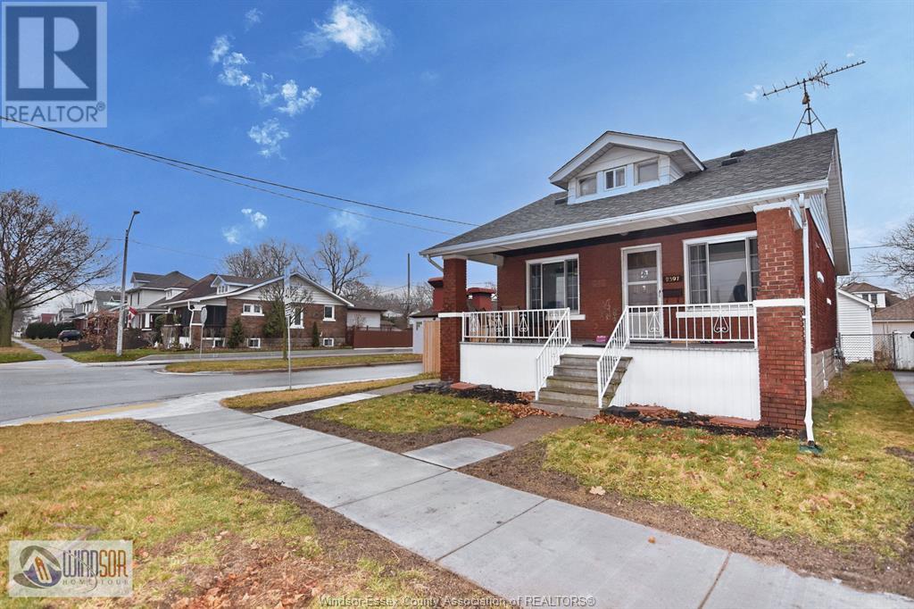 Listing 23003844 - Large Photo # 2