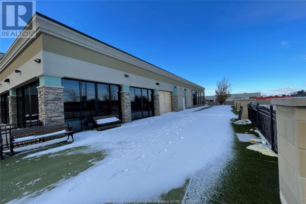 446 ADVANCE BOULEVARD, Lakeshore