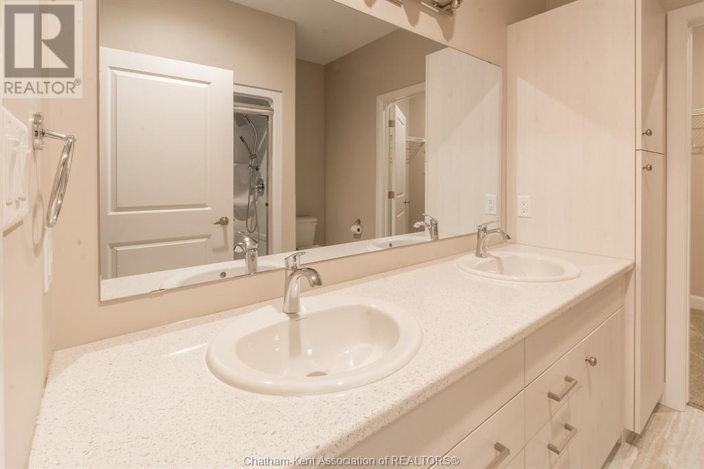 248 Moonstone CRESCENT, Chatham