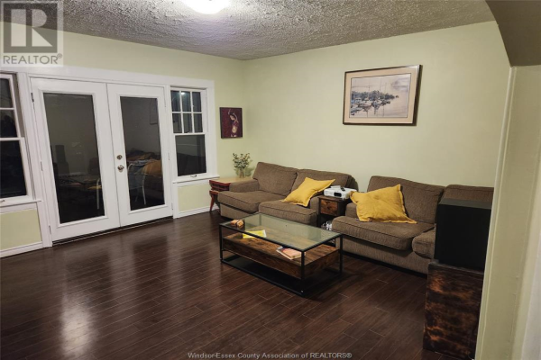 1243 ARGYLE, Windsor