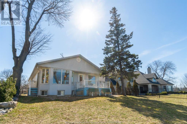 998 Front ROAD North, Amherstburg