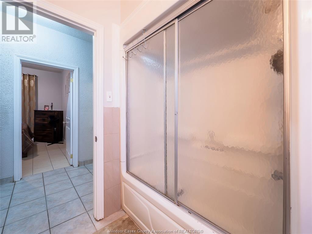 Listing 23004439 - Large Photo # 15