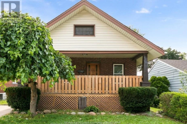 519 JOSEPHINE AVENUE, Windsor