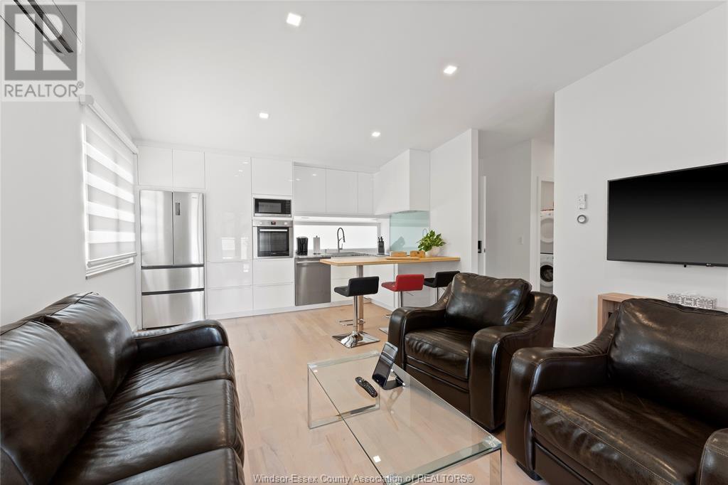Listing 23004520 - Large Photo # 24