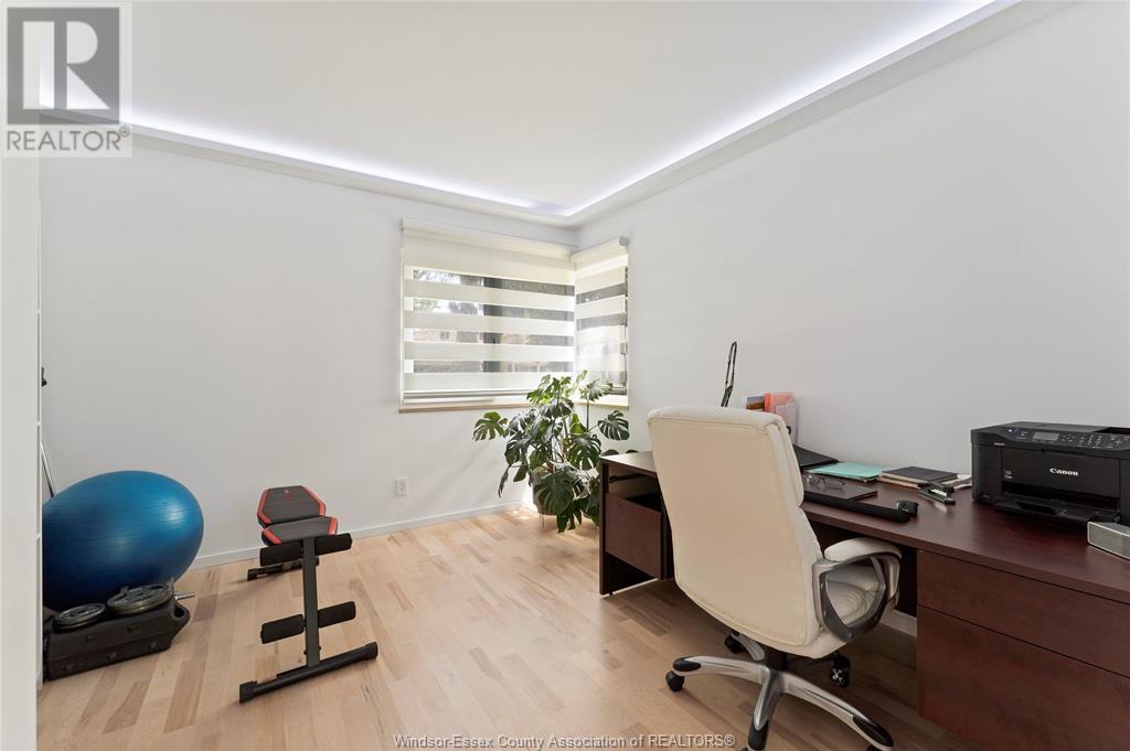 Listing 23004520 - Large Photo # 17