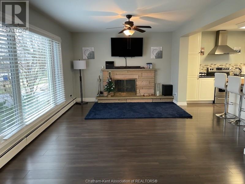 Listing 23004734 - Large Photo # 5