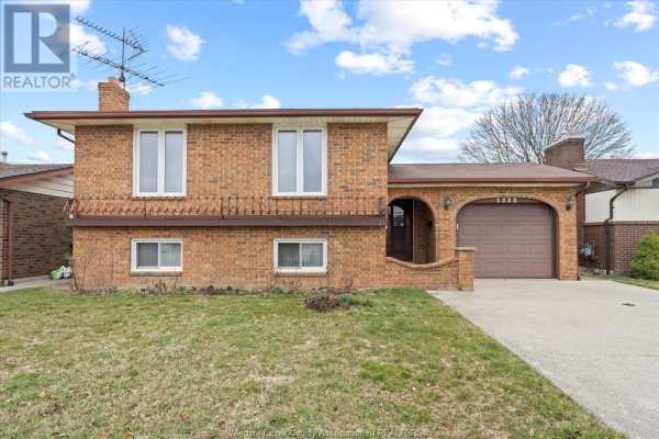 1222 HUNTWICK PLACE, LaSalle