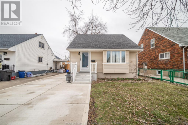 1487 ROSSINI BOULEVARD, Windsor