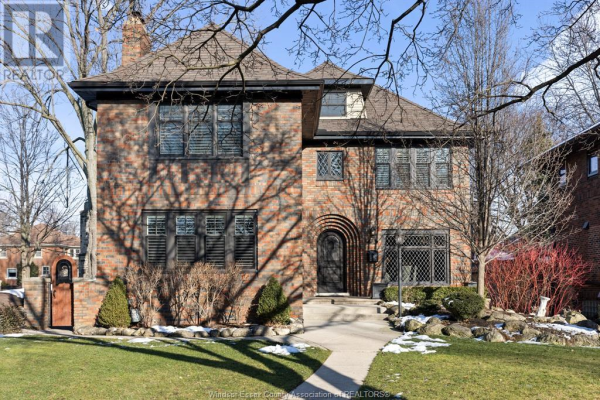 1218 DEVONSHIRE ROAD, Windsor