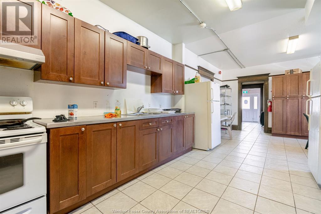 Listing 23005715 - Large Photo # 12