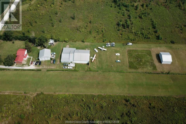 7063 Coulter Sideroad, Essex