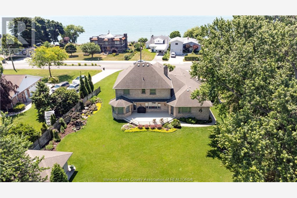 302 LAKEVIEW, Kingsville