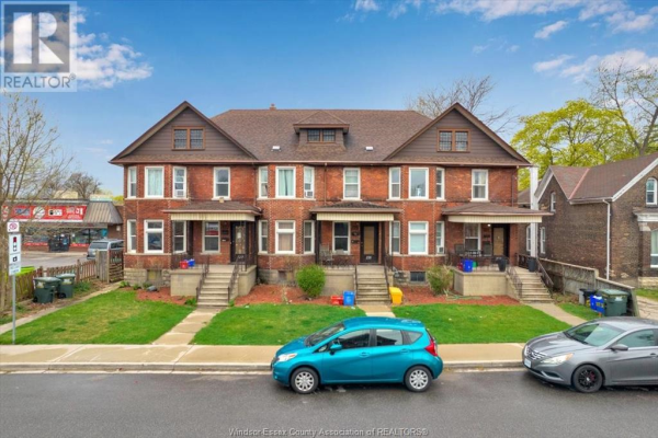 271-277 CRAWFORD AVENUE, Windsor