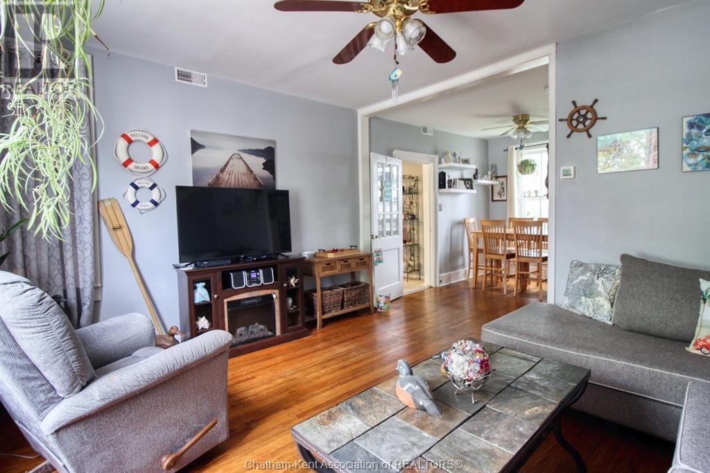 Listing 23008546 - Large Photo # 16