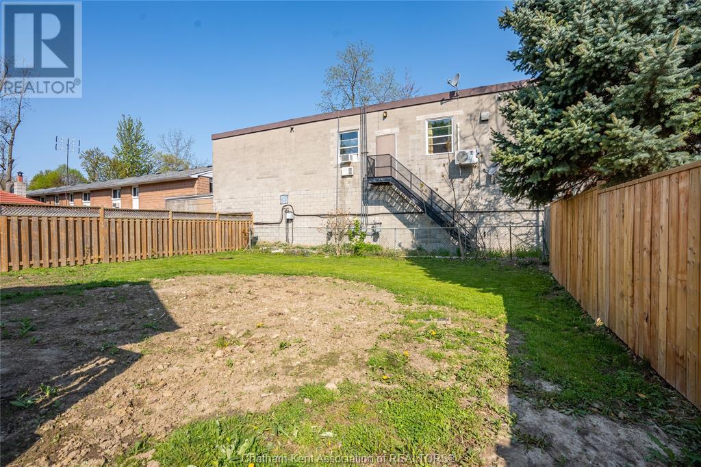 5 Poplar STREET