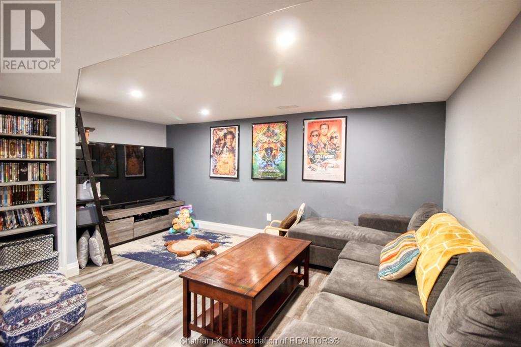 Listing 23008773 - Large Photo # 29