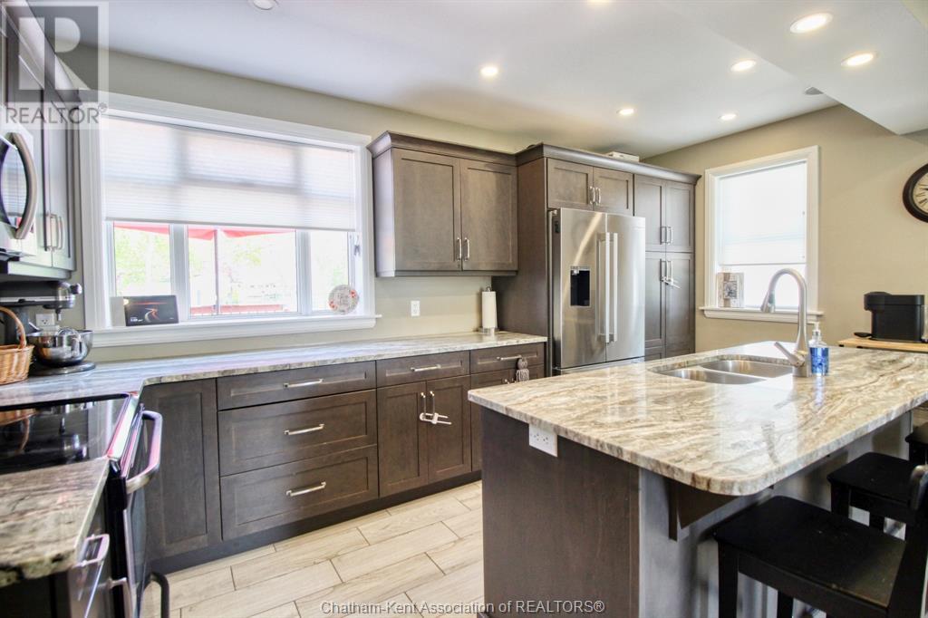 Listing 23008773 - Large Photo # 7