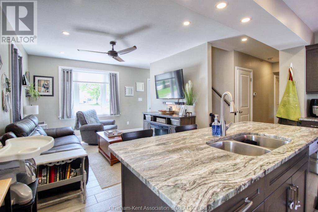 Listing 23008773 - Large Photo # 10