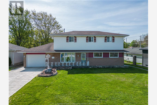 16 ARTHUR DRIVE, Chatham