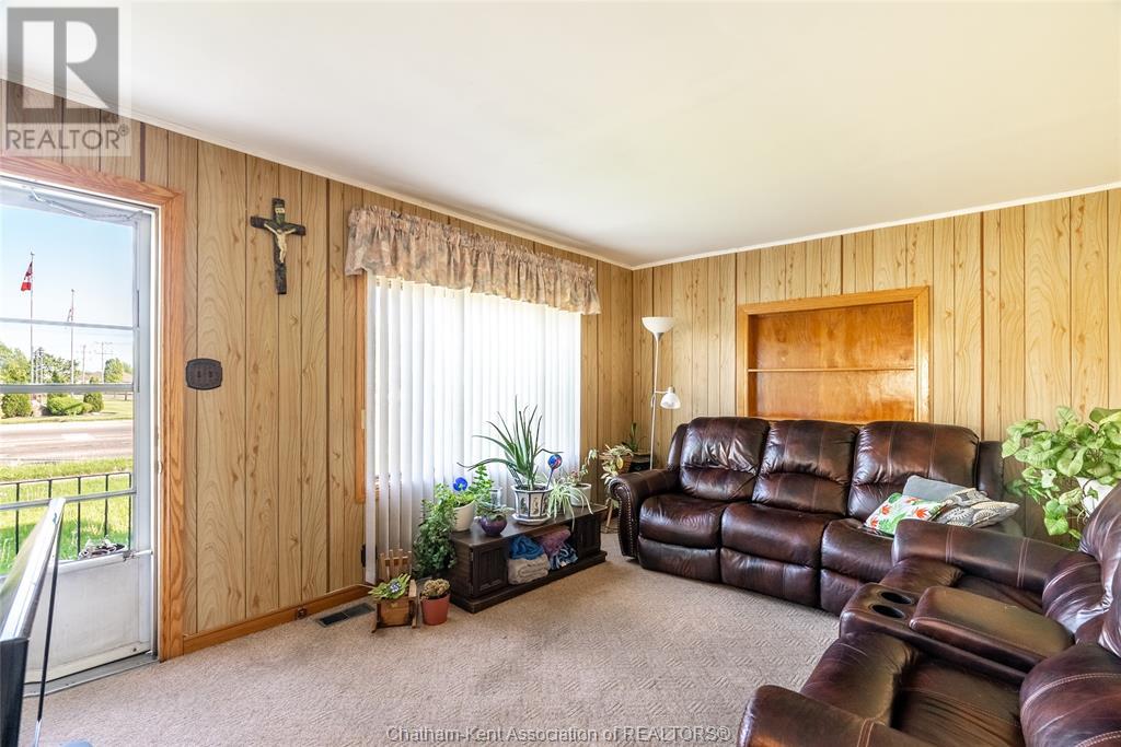 Listing 23009333 - Large Photo # 6