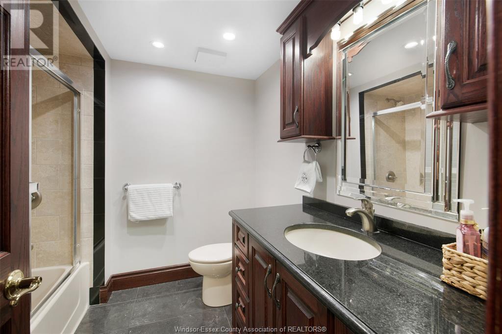 Listing 23009364 - Large Photo # 23
