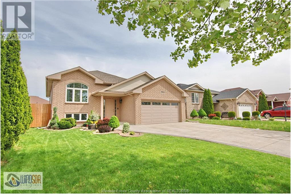 10846 LITTLE RIVER BOULEVARD, Windsor