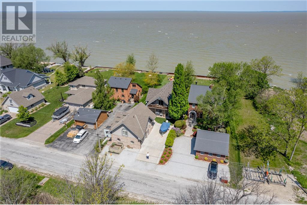 1185 SURF CLUB DRIVE, Lakeshore