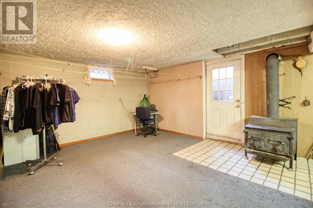 Listing 23009487 - Large Photo # 33