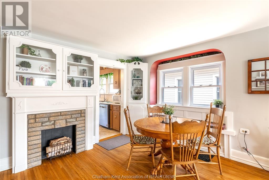 Listing 23009634 - Large Photo # 4