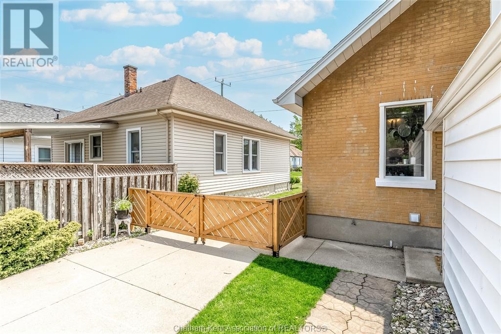 Listing 23009634 - Large Photo # 20