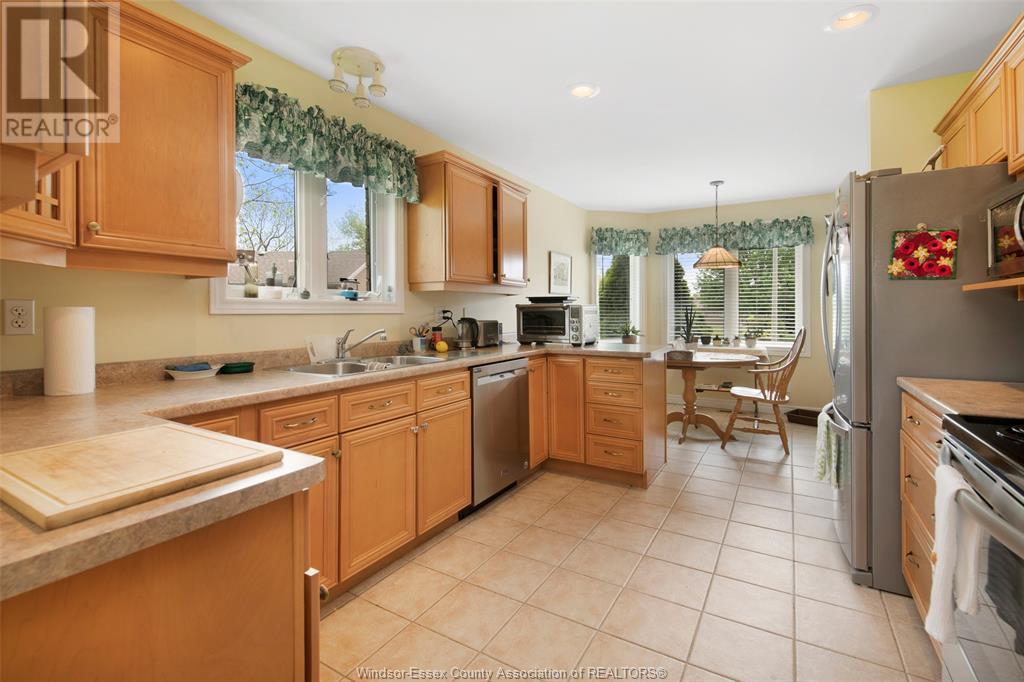 Listing 23009694 - Large Photo # 24