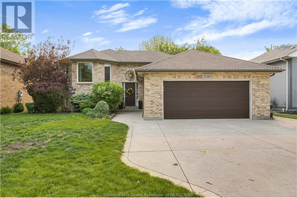 2385 ST. CLAIR, Windsor