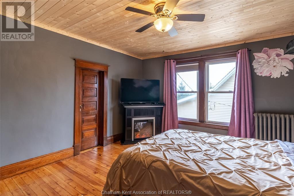 Listing 23009778 - Large Photo # 16