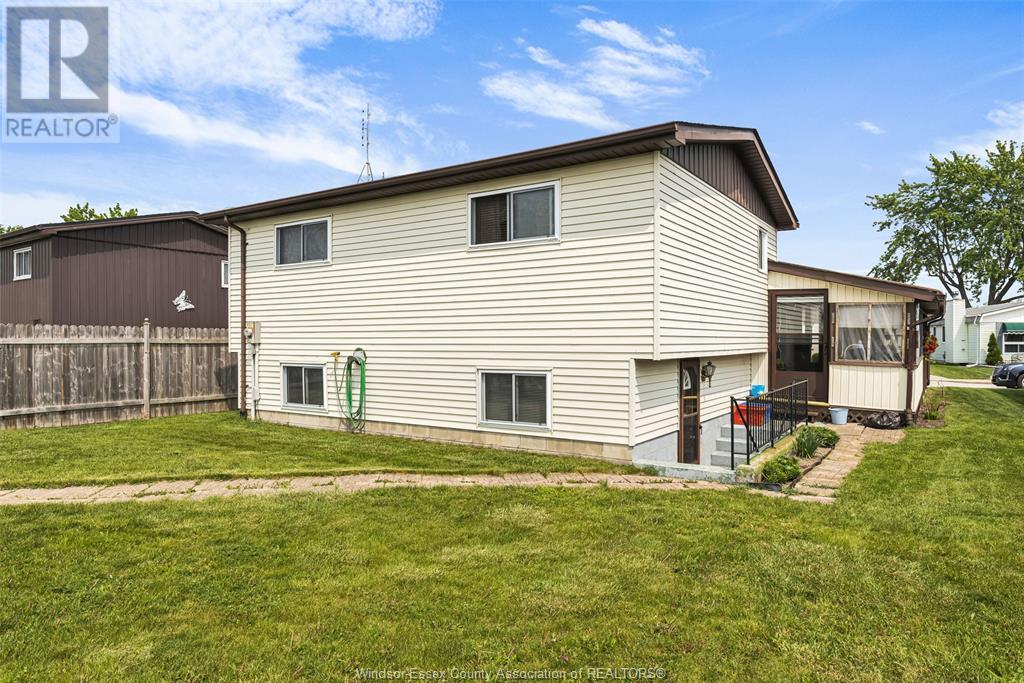 Listing 23009852 - Large Photo # 7